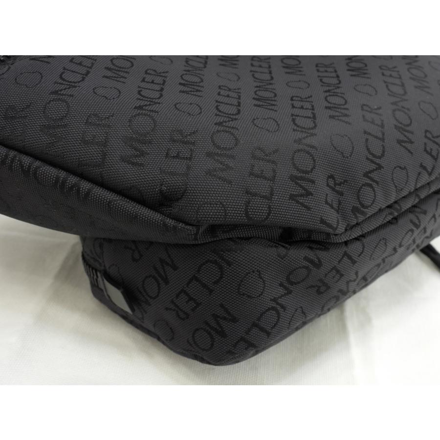 MONCLER（モンクレール） ボディバッグ 総ロゴ柄 ナイロン黒 ウエスト