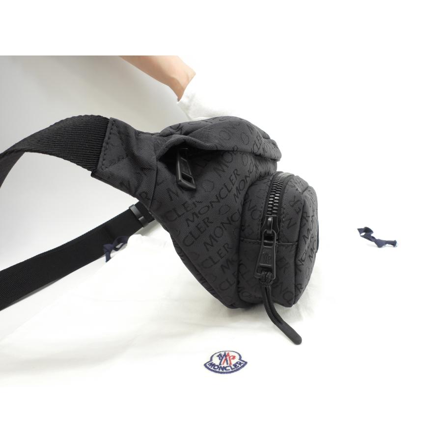 MONCLER（モンクレール） ボディバッグ 総ロゴ柄 ナイロン黒 ウエスト