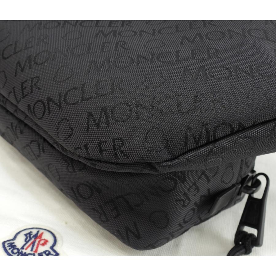 MONCLER（モンクレール） ボディバッグ 総ロゴ柄 ナイロン黒 ウエスト