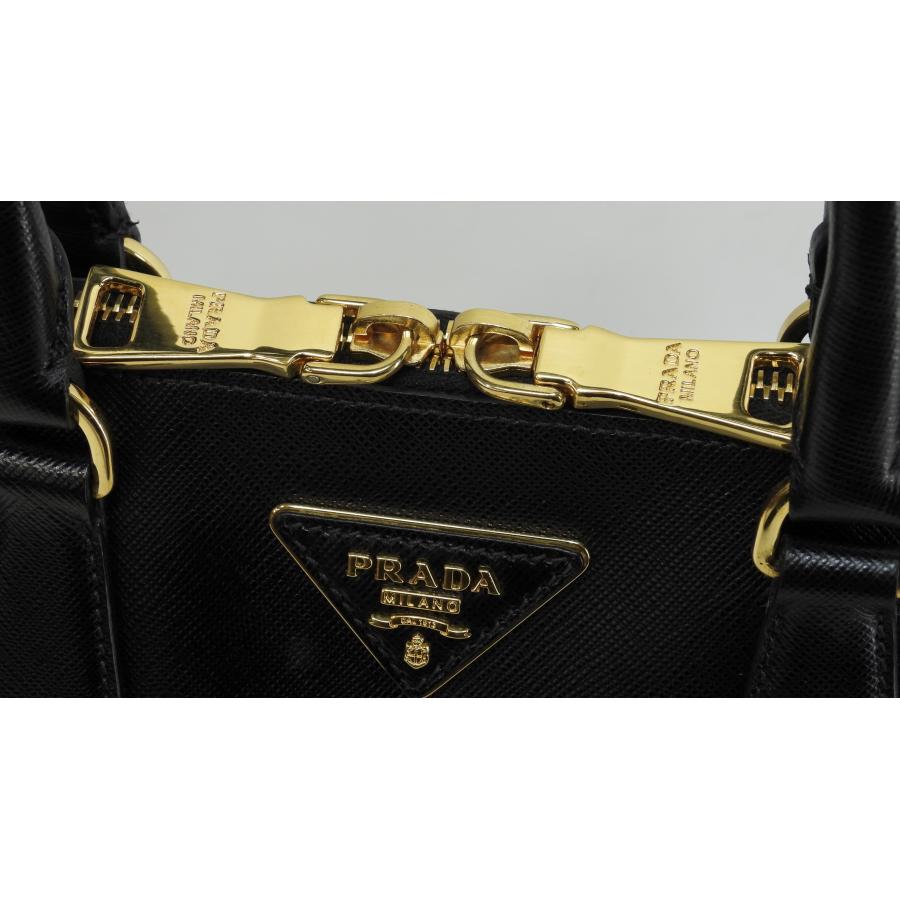 SAFFIANO（PRADA） プラダ ハンドバッグ 三角ロ サフィアーノレザー黒