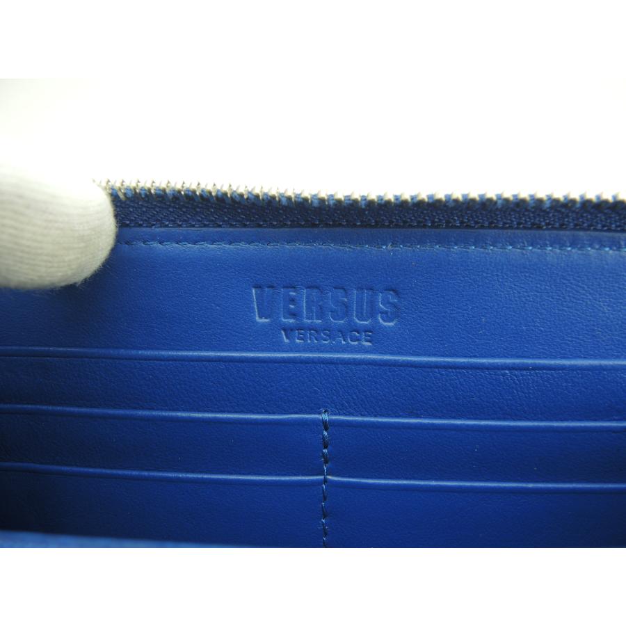 VERSUS（ヴェルサス） ヴェルサスヴェルサーチ ラウンドジップ長財布