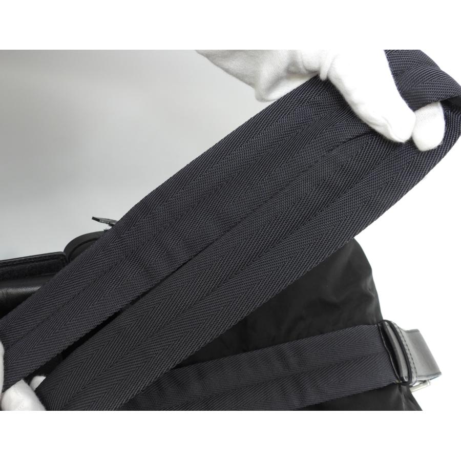 PRADA（プラダ） s付ボストンバッグ大 三角プレート ナイロン革黒