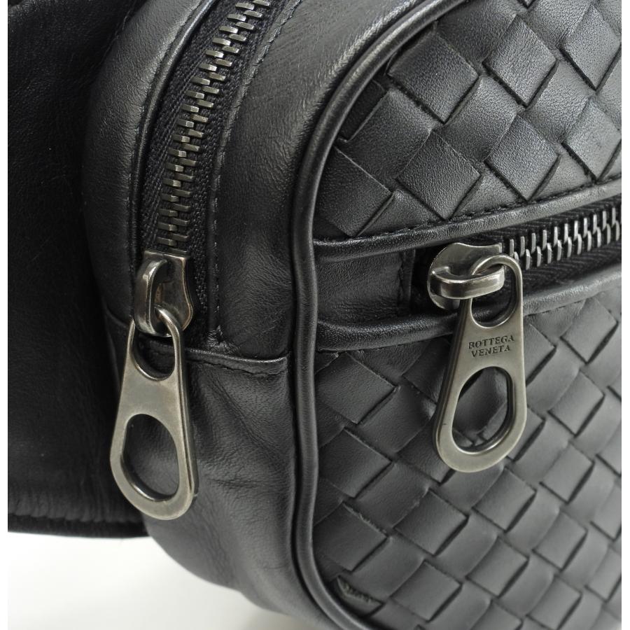 BOTTEGA VENETA（ボッテガ・ヴェネタ） ボディバッグ イントレチャート
