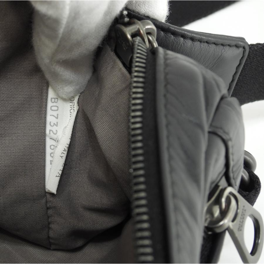 BOTTEGA VENETA（ボッテガ・ヴェネタ） ボディバッグ小 イントレ