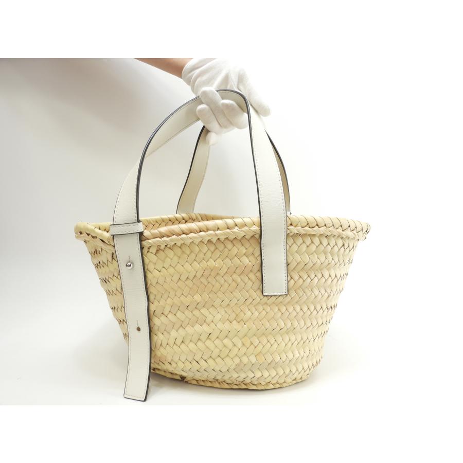 LOEWE かご　バッグ　スモール Basket（LOEWE） ロエベ バスケットスモール カゴバッグ ナチュラル白