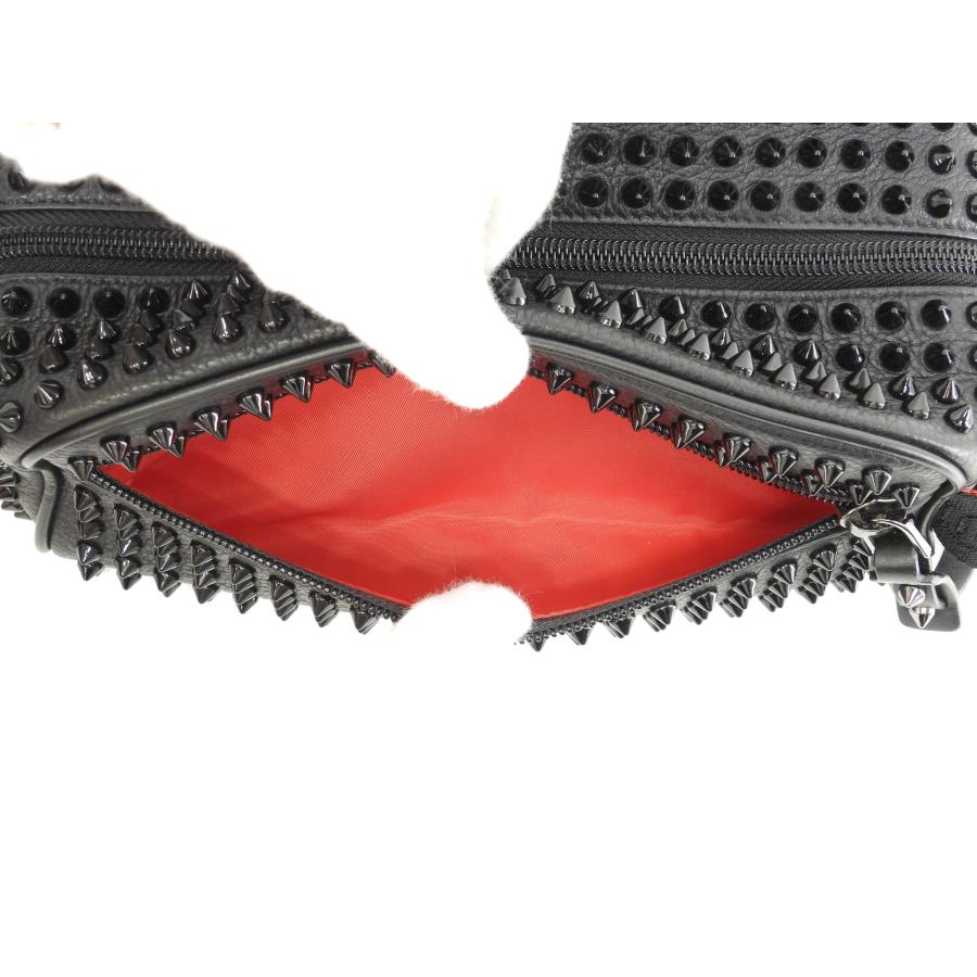 Christian Louboutin（クリスチャンルブタン） クラッチバッグ Blaster