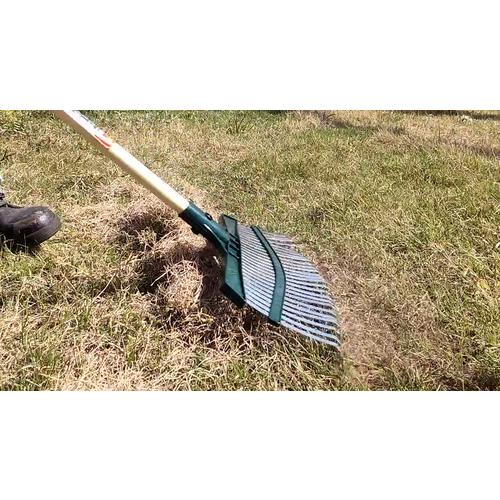 ☆ぴろろ☆様確認用 浅香工業:金象 ガーデン芝生レーキ 1200柄付 型式:＃194455 : 配管部品