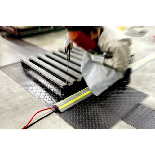 大研 ケーブルプロテクタ2 30x4M グレー ( CP2-30X4MGY ) 大研化成工業(株) 4枚目