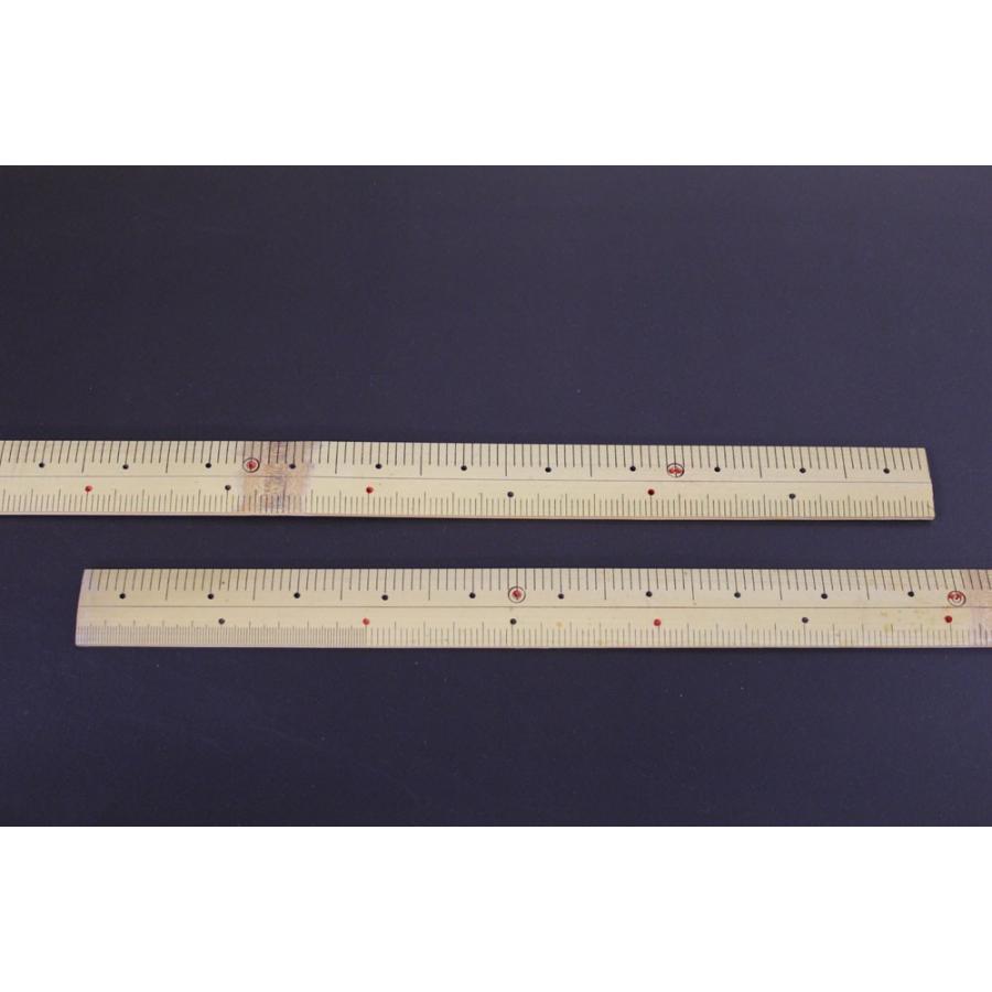 竹尺ものさし カネ尺 ３尺３寸両目 片側センチ付 普通巾28mm Obs Bamboos025 はかろうネット 通販 Yahoo ショッピング