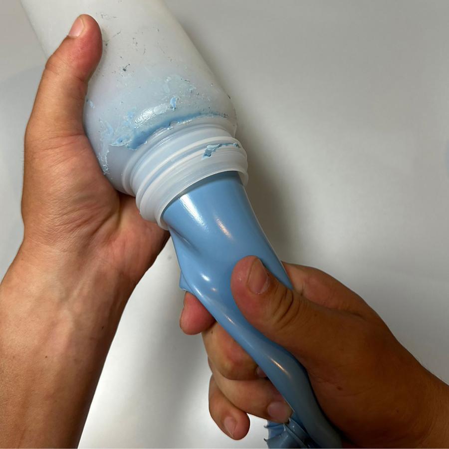 ROOTS RUNNY BOTTLE ラニーボトル 先端ノズル付き 防水工事用 ROOTS RUNNY BOTTLE ラニーボトル 先端ノズル付き 防水工事用