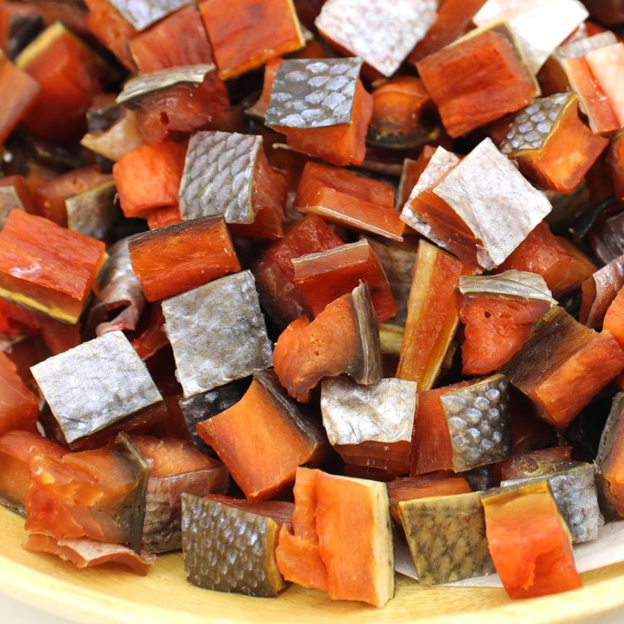 鮭とば コロコロ 北海道 さけとば 皮付きダイスカット 500g 業務用 チャック袋 しゃけとば シャケとば 鮭とば カット さけとば メール