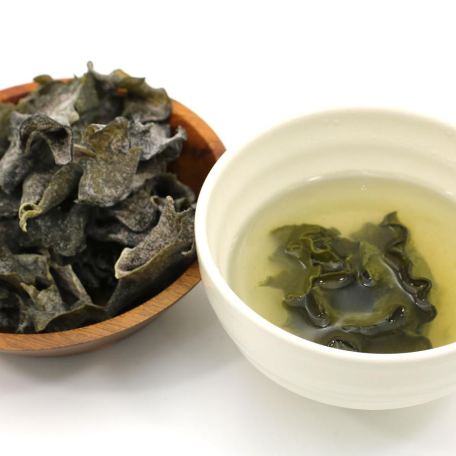 めかぶ茶 梅 めかぶスープ 100g チャック袋入 メカブ茶 湯呑に入れてお湯を注ぐだけ めかぶ茶 梅味 乾燥 めかぶ 海藻スープ  メール便 送料無料｜hakodate-e-kombu｜09