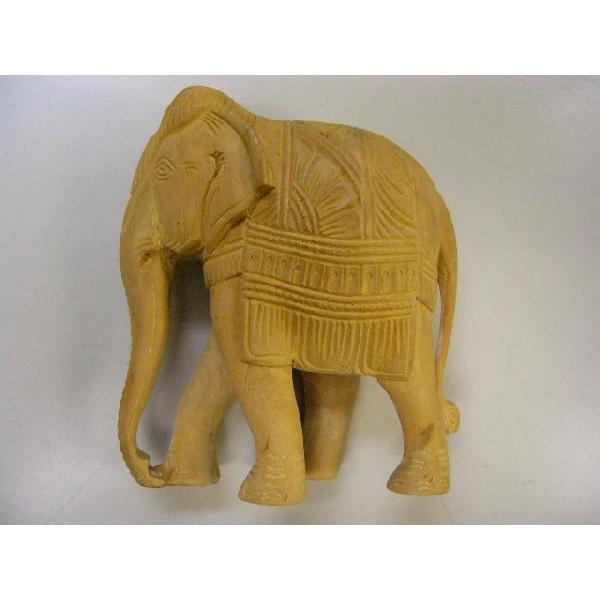 木製象の彫刻 約15cm