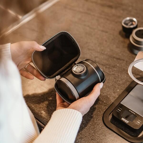 WACACO Picopresso 手動エスプレッソ携帯コーヒー 、保護ケース付き 