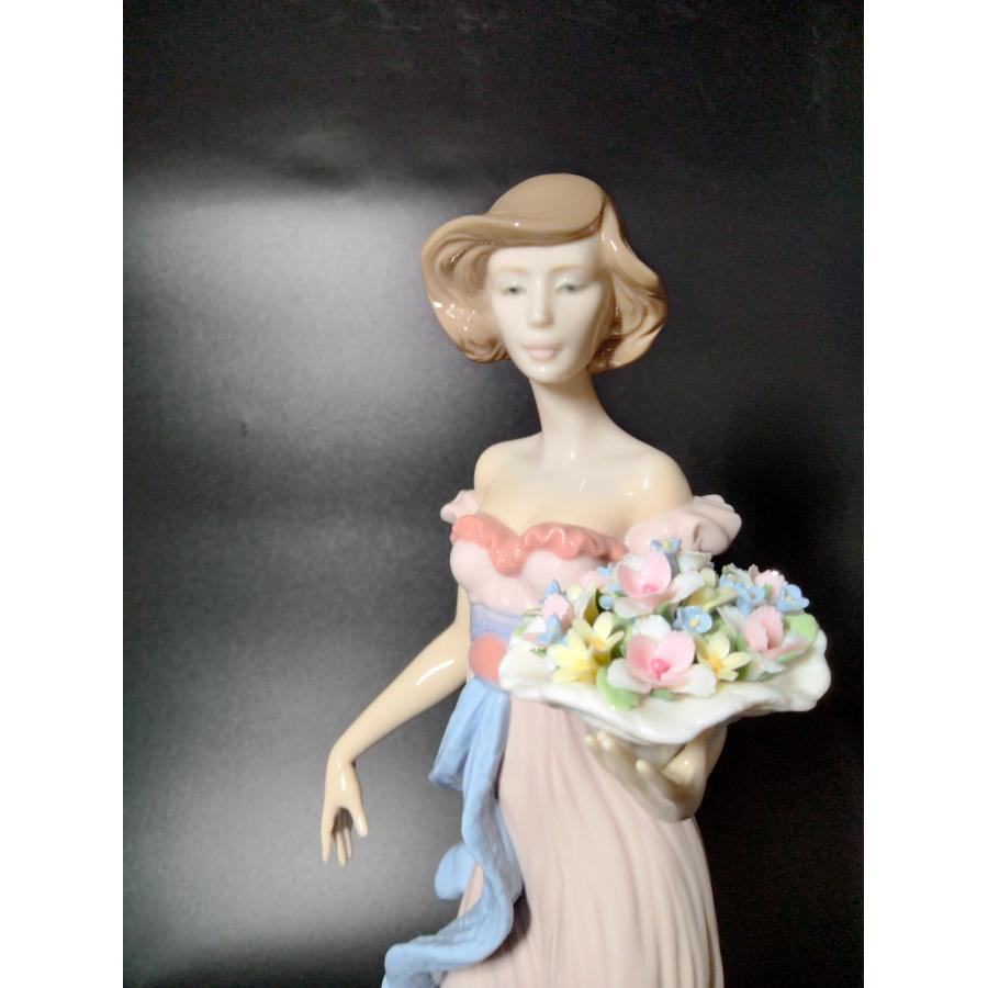 LIADRO リアドロ リヤドロ 少女 置物 陶器 花束 春のお庭にかえって