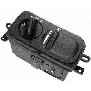 Standard Motor Products DS1017 Headlight Switch