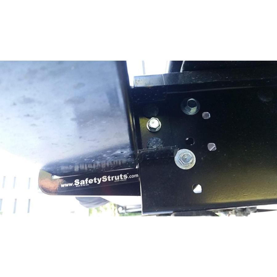 MountnLock SafetyStruts Prevent RV Bumper Failure TM (SNUUniversal