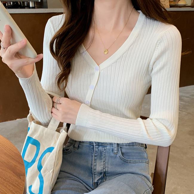 Vネックリブニットトップス |  | 06