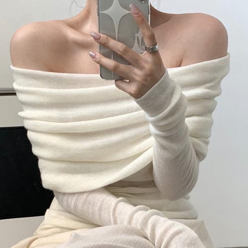 オフショルダースリムやわらかニット |  | 06