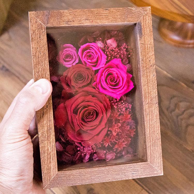どこにでもおける 額縁に入ったお花 プリザーブドフラワー
