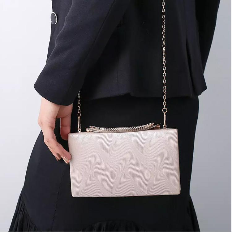 イベント・デートにピッタリな 落ち着きのあるハンドバッグ クラッチバッグ 3Wayで使える プレゼント 贈り物に 00012 |  | 12