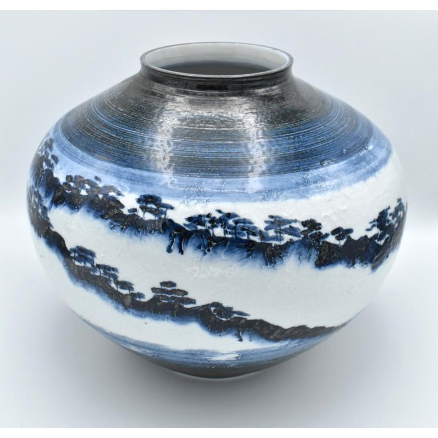 有田焼 花瓶 草場正人作　彫山水肌張丸花瓶 展示品限り item no.1f002_1