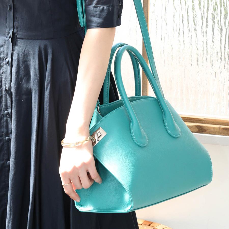 傳濱野 【傳濱野】街歩きも旅気分になる新カラー“見返り美人”デイリー 