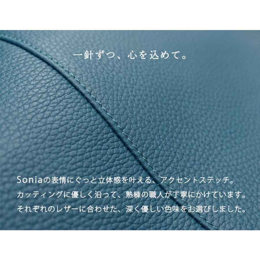 【傳濱野】お仕立てしたかったのは、持ち物を入れた状態が一番美しいバッグ。やわらかレザーのドレープショルダーSonia(ソニア) | 傳濱野 | 15