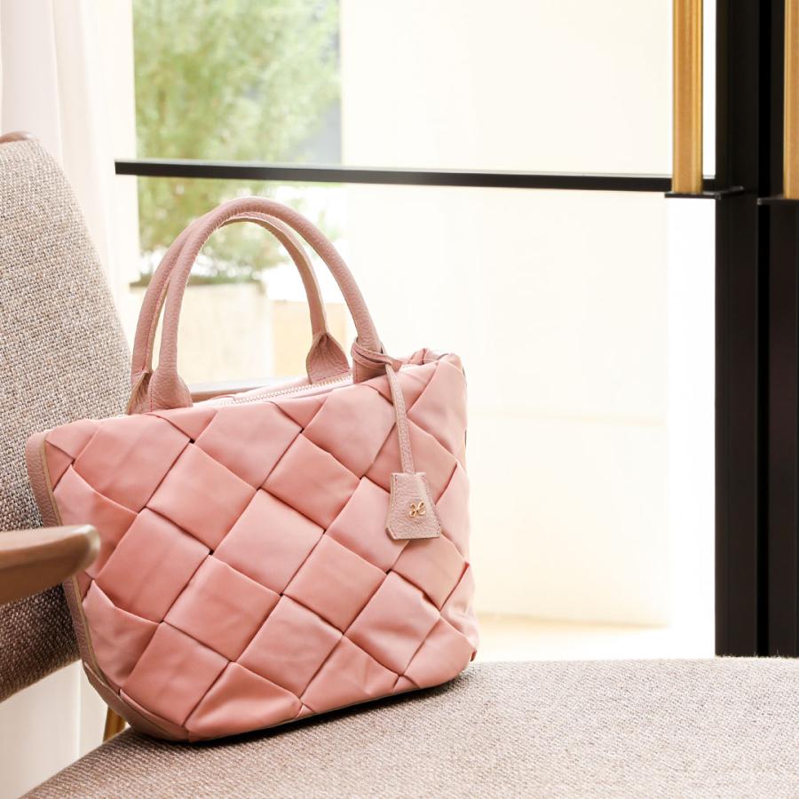 【傳濱野】表情豊かなイントレチャートで軽やかに街を歩くcitta(チッタ) | 傳濱野 | 04