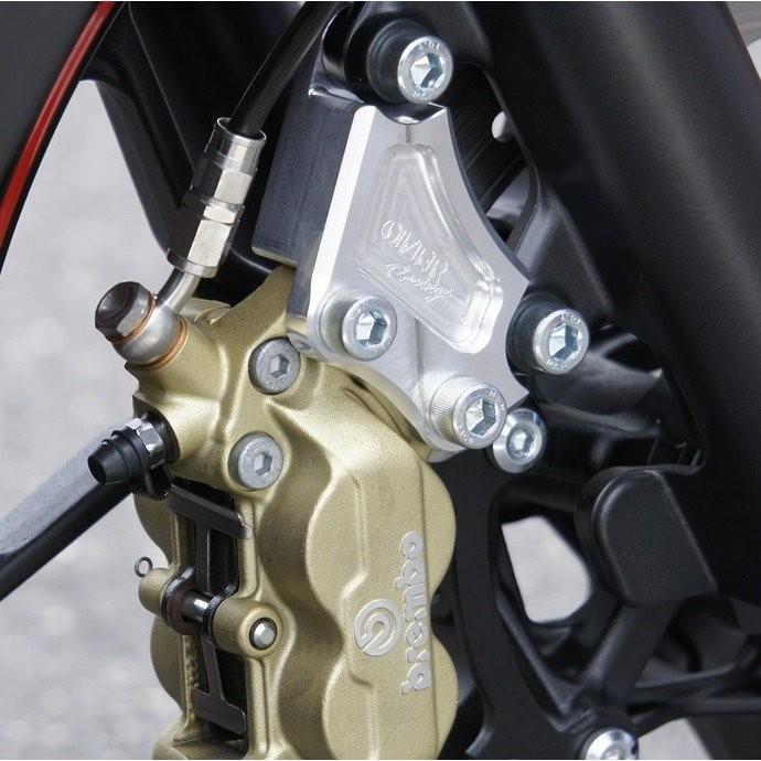 YZF-R25 フロントキャリパーサポート ブレンボ4P用 シルバー OVER 