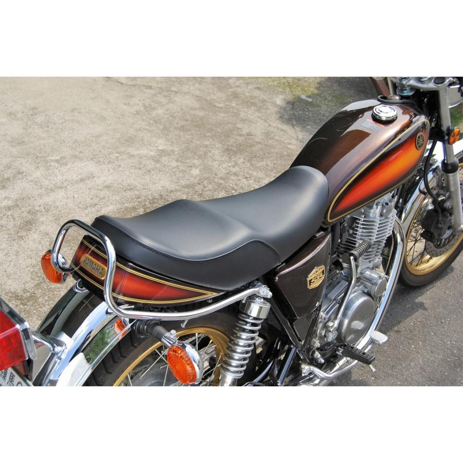 純正カウル対応 段付きシートB K＆H（ケイアンドエイチ） SR400全年式