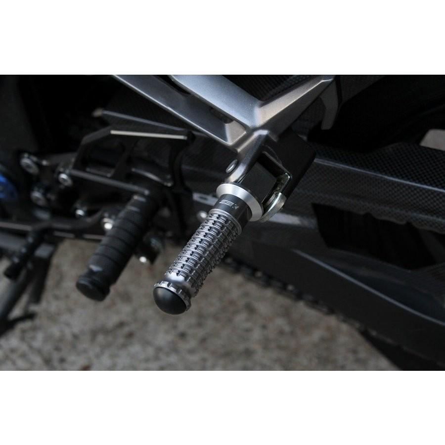 アルミ削り出しタンデムステップ スタンダードタイプ（取付部 シルバー