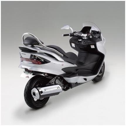 スカイウェイブ250・typeS（06〜12年 CJ44A、CJ46A） ロングホイールベースキット HURRICANE（ハリケーン）_1