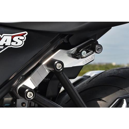 SV650（99年） ヘルメットホルダー アルミステー/シルバー ヘルメット