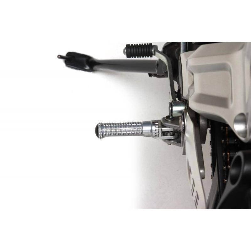 ステップバー (ライダー側) シルバーKAWASAKI系-2 ACTIVE（アクティブ）