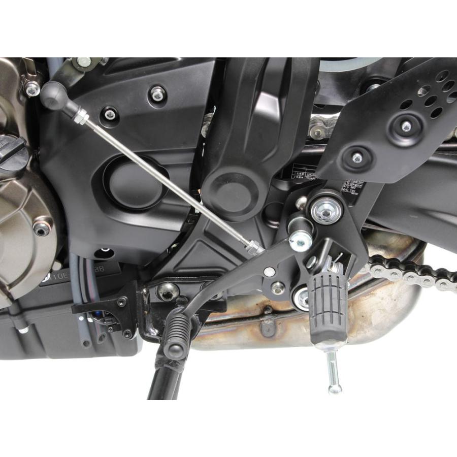 XSR700（RM22J） ステップオフセットプレート HURRICANE（ハリケーン）