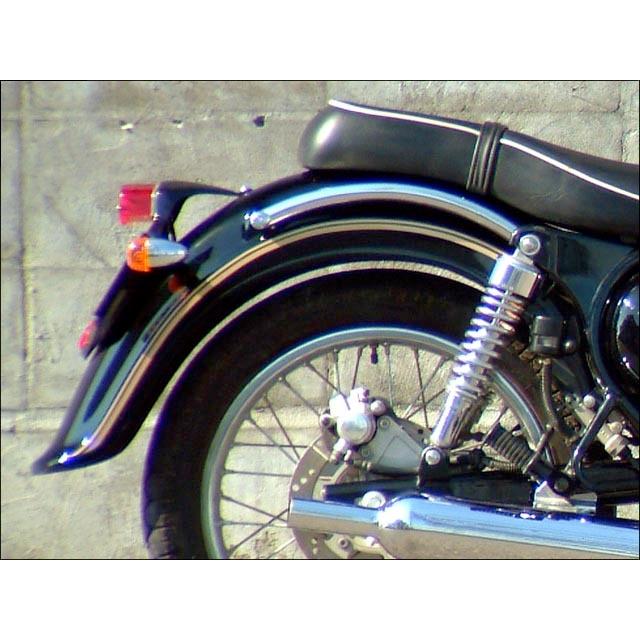 エストレヤ（92〜06年） クラシックフェンダー リア 黒ゲル仕上げ CHIC