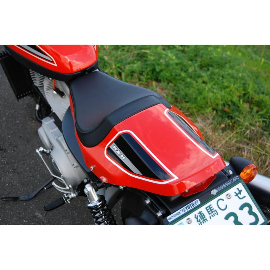 ハーレーXR1200用 K＆Hバイクシート 黒色 取り付けブラケット付き