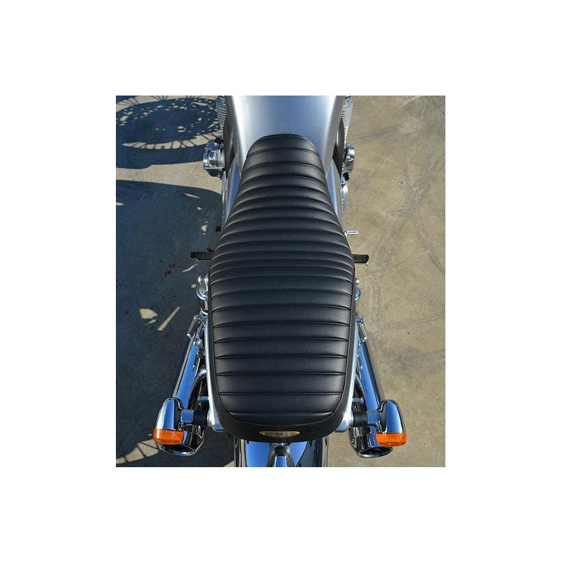 LOWダブルシートB タックロールタイプ K＆H（ケイアンドエイチ） CB1100（19年〜）の画像