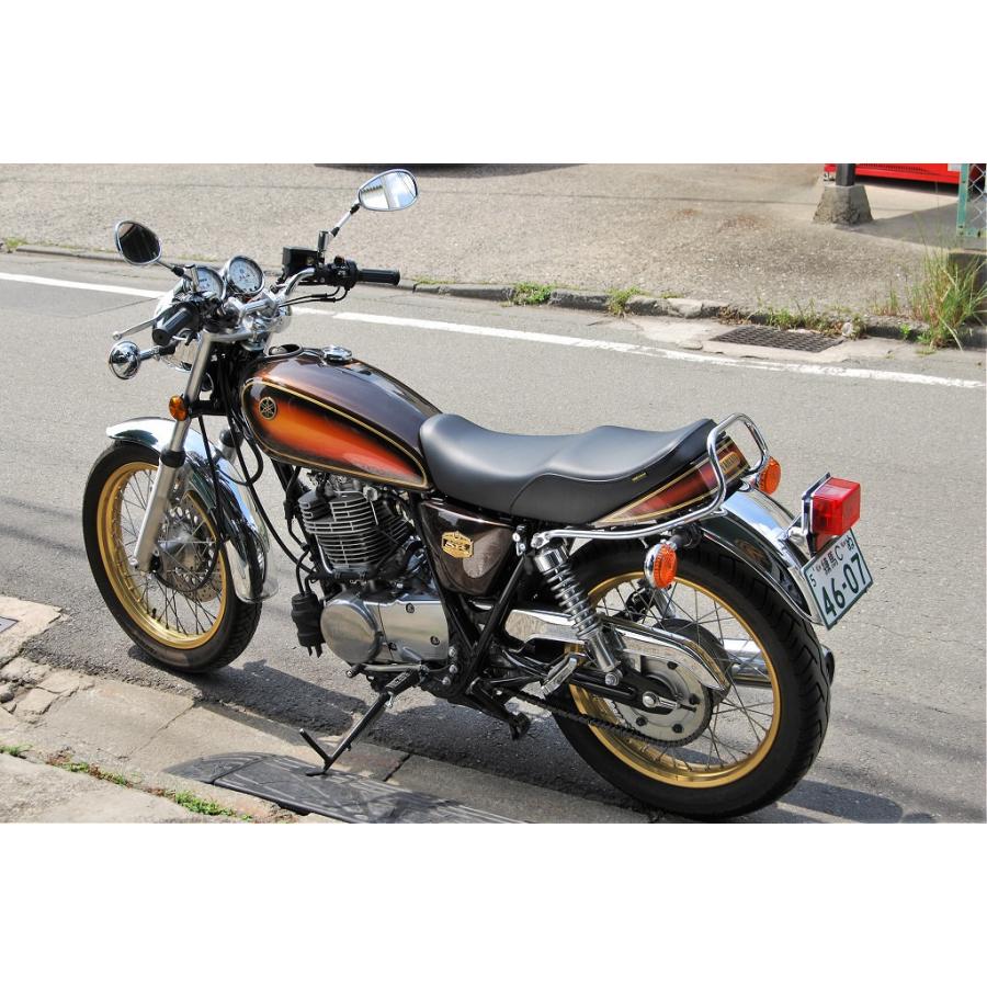 純正カウル対応 段付きシートB K＆H（ケイアンドエイチ） SR400