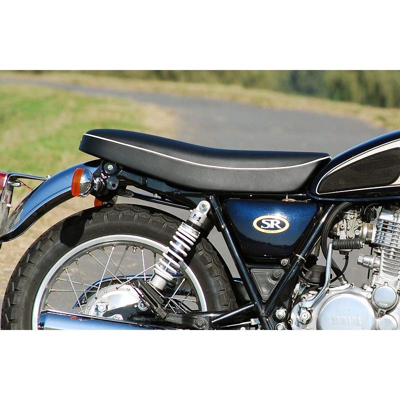 ゴールデンウィーク特別価格です！ＳＲ400/500　シートセット！！ SR400/500 フラットシート HEAVEN'S バイク用シート 【通販
