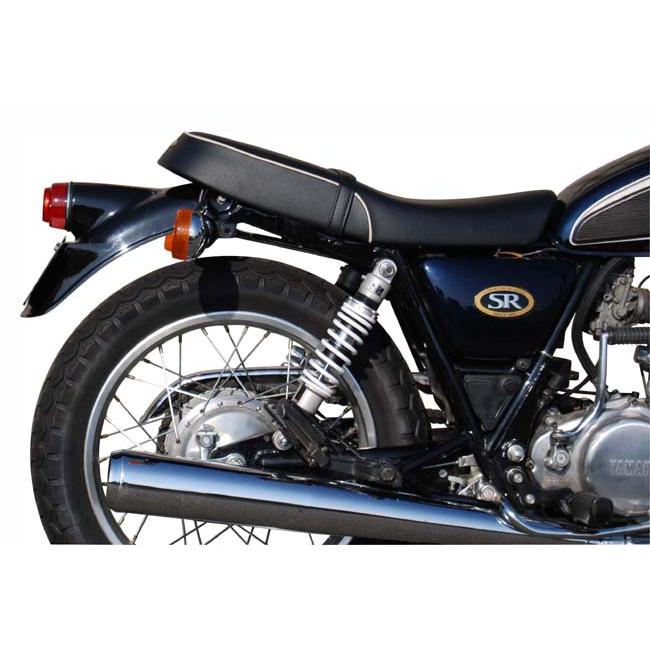 SR400 K&Hリアフェンダー テールライト付き ブラック ショートタイプ 丸ランプ付 リアフェンダー K＆H（ケイアンドエイチ