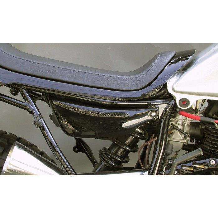 右サイドカバー K＆H（ケイアンドエイチ） TW200 : バイク メンテ館