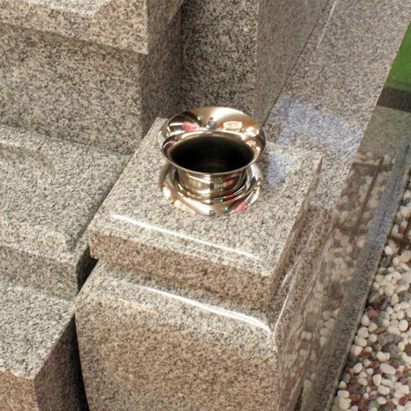 ステンレス製花立て ツバ付花立　49SS ツバ付　　ステンレス　1対　お墓・墓参り・ローソク・ろうそく・蝋燭　　お仏壇・仏具の浜屋 　　仏壇　