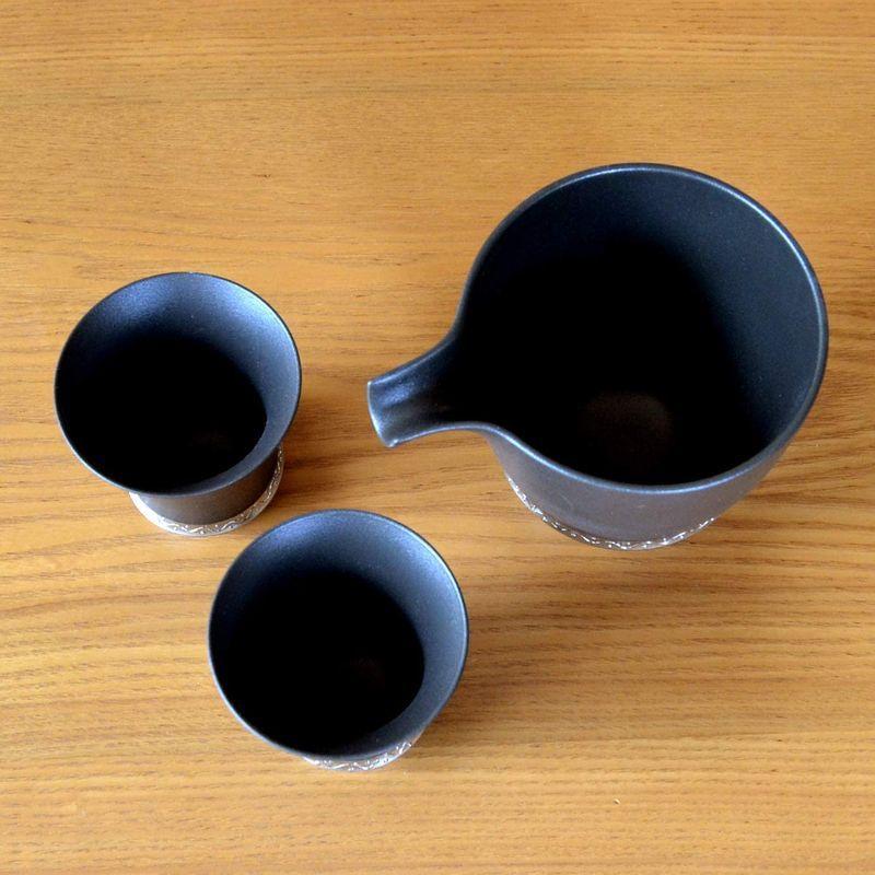 おすすめ 退職祝い 酒器セット とっくり おちょこ セット 陶器 日本酒用 おしゃれ 有田焼 徳利１個 ぐい呑み２個セット いぶし銀 感謝を込めた木箱 Lndelectrical Co Uk