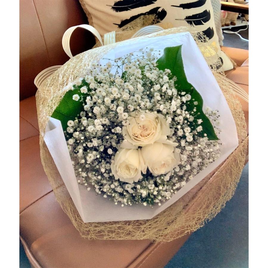 バラとかすみ草のブーケ【熊本県八代市・氷川町内配達限定