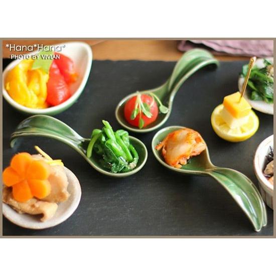 マイセン小皿レンゲ型ブドウの葉箸置き