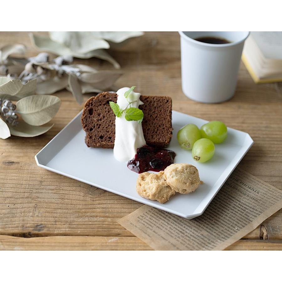 Arabia Sモデル プレート 20cm 特別色 ベージュ パン皿 ケーキ皿