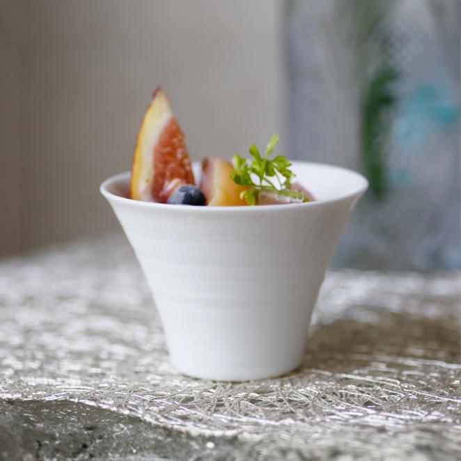 船型皿　白地波模様　小鉢　10個セット 白 入れ子カップ 10cm 波佐見焼 // 和食器 食器 入れ子碗 小鉢 副菜鉢
