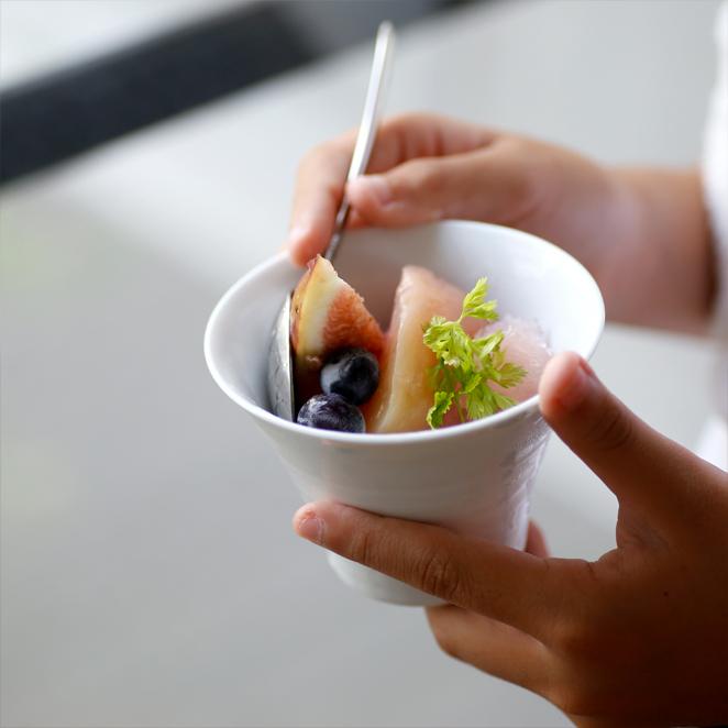 白 入れ子カップ 10cm 波佐見焼 // 和食器 食器 入れ子碗 小鉢 副菜鉢